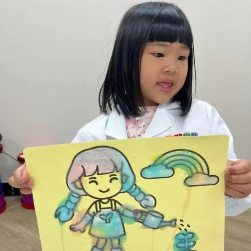 A6. 毛細現象實驗室-花朵擴香瓶 DIY、爬高高的水精靈 活動現場照片 6
